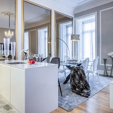 Luxury In The Emblematic Avenida Liberdade Lisbon