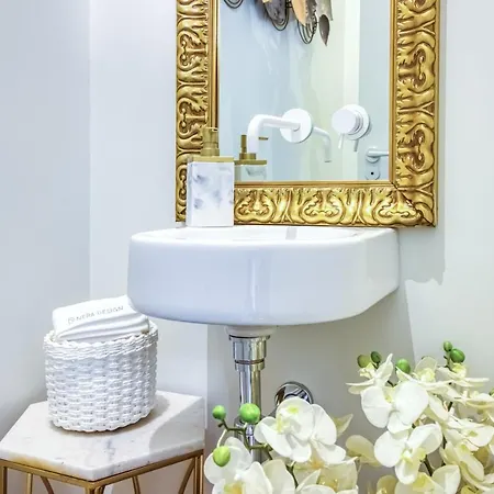 Luxury In The Emblematic Avenida Liberdade Apartment